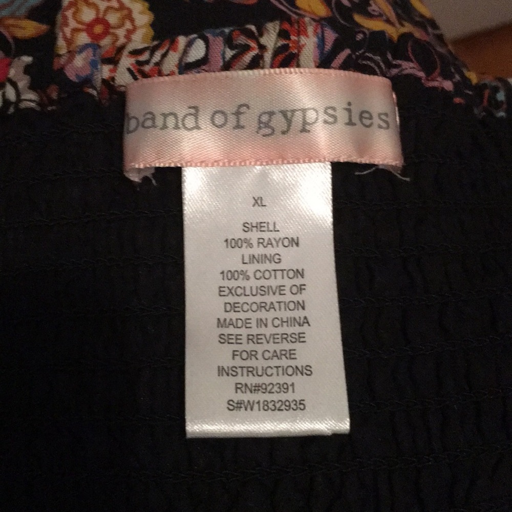 SALE 🌷 Band of Gypsies dress - Picture 5 of 5